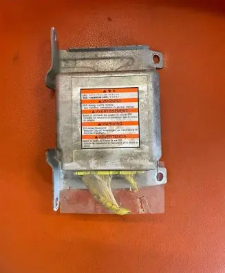 Subaru Impreza II Airbag control unit/module 98221FE200 1523008450