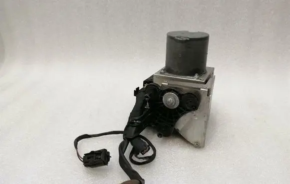 Mercedes-Benz E W212 ABS Pump A2184310012 A2189011900