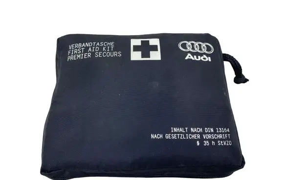 Audi A4 S4 B9 8W First aid kit 8W0860282B
