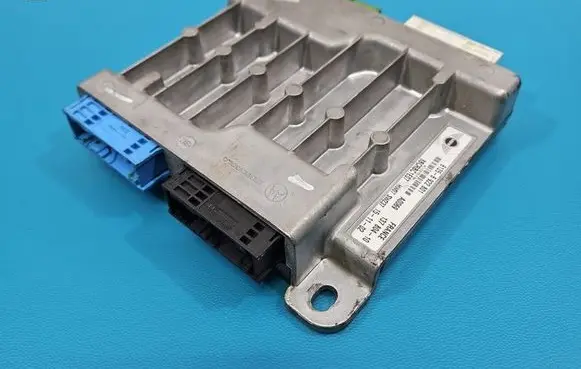 Mini One - Cooper R50 - 53 Central body control module 8BCRBC1E07 IMPRK1608615