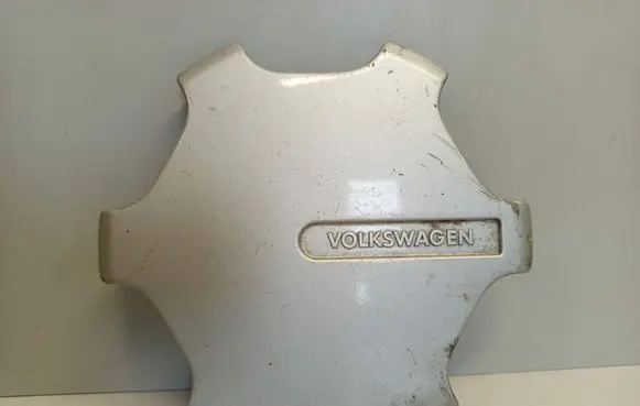 Volkswagen Golf II Original wheel cap 321601149B