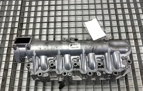 Opel Astra H Intake manifold 55210201