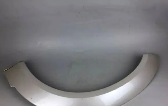 Subaru Outback Front arch trim 