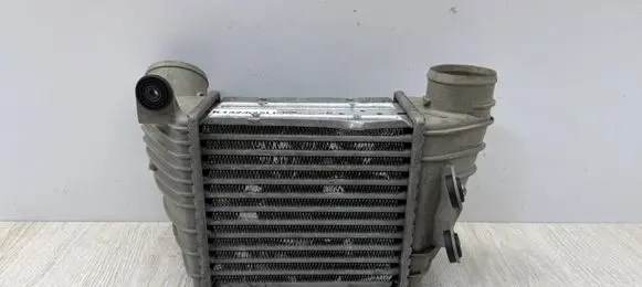 Audi TT Mk1 Intercooler radiator 8L9145806B