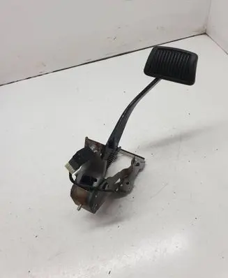KIA Sportage Brake pedal