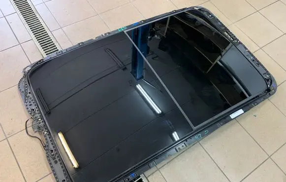 Sunroof set