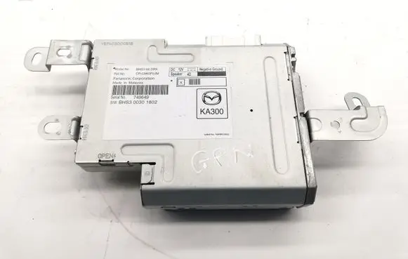 Mazda 3 II Sound amplifier BHS366DRX