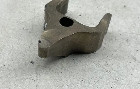Toyota Verso Fuel Injector clamp holder 