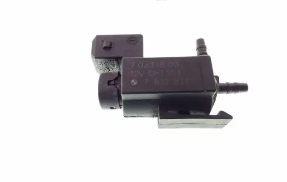 BMW X5 E70 Vacuum valve 70231800