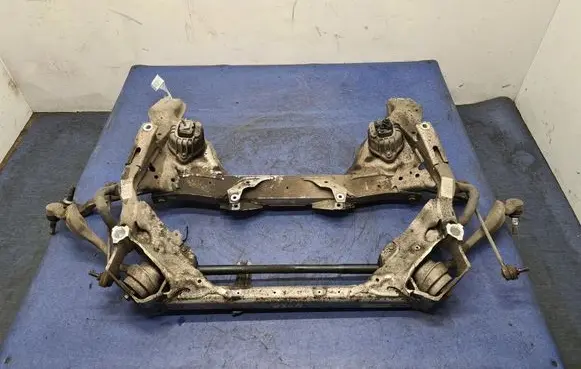 BMW X3 E83 Front subframe