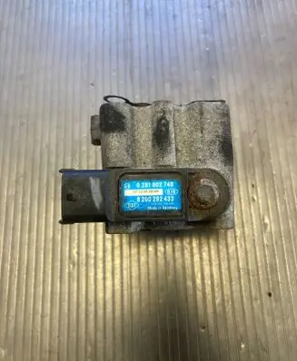 Nissan Qashqai Air pressure sensor 0281002740 8200292433 8200185545