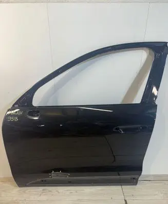 Porsche Macan (95B) Front door