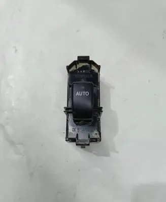 Lexus RX 330 - 350 - 400H Electric window control switch 8403042070
