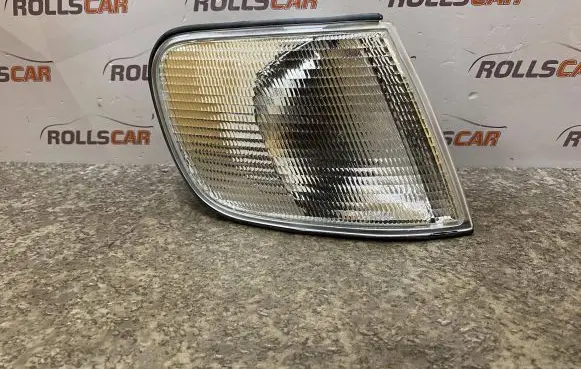 Front indicator light