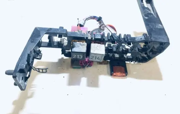 Audi A4 S4 B5 8D Fuse box set 8d1937545