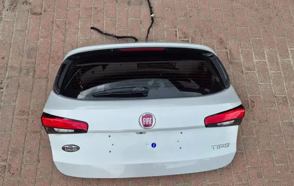 Fiat Tipo Tailgate/trunk/boot lid