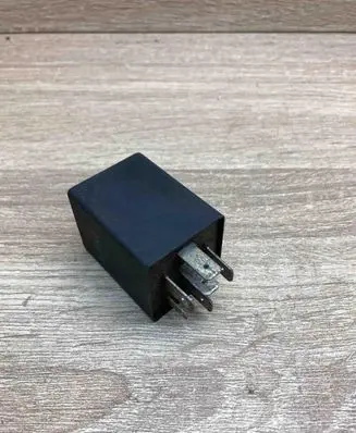 Audi 80 90 S2 B4 Other relay 431955531 5WK1637 229
