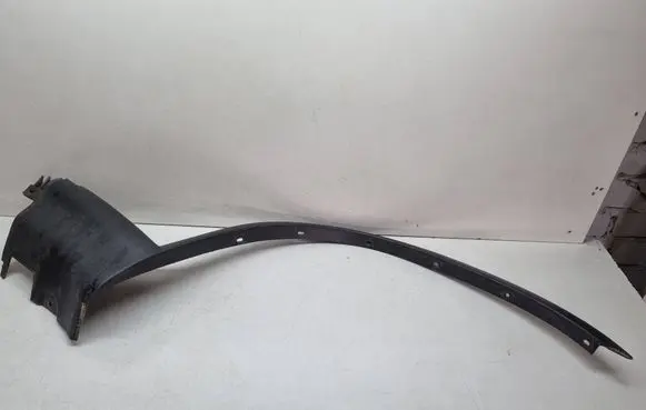 BMW X5 E53 Front arch trim 8402334
