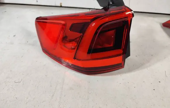 Seat Tarraco Rear/tail lights 5FJ945091 L279667 372796674PE1