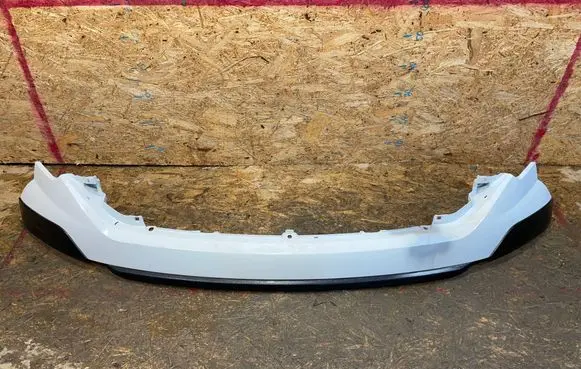 Iveco Daily 6th gen Front bumper 5801543604 S2510E182-Z