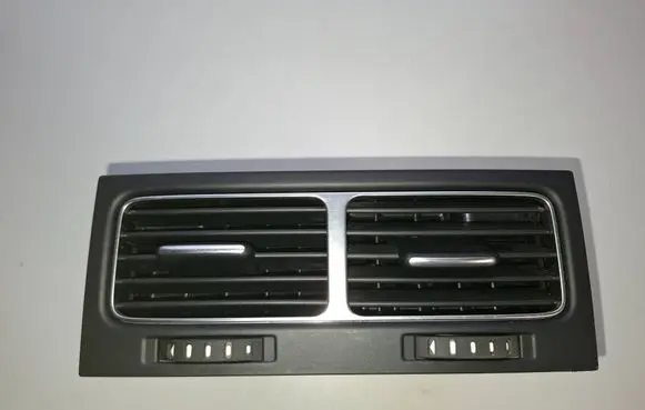 Volkswagen Touareg II Rear air vent grill 7P6819203A