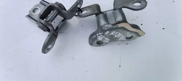 Toyota Auris E180 Loading door hinge set 