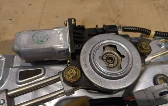 Honda Accord Sunroof motor/actuator 