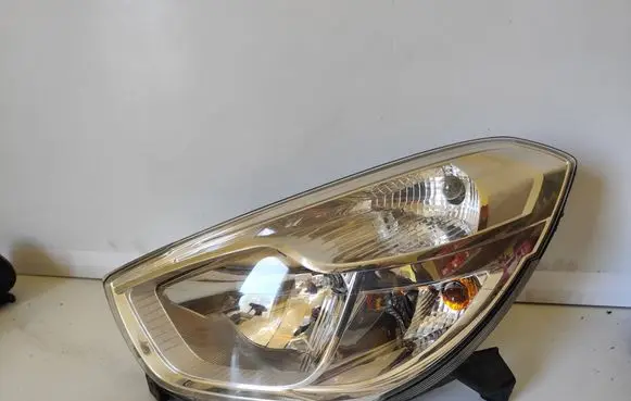 Dacia Dokker Headlight/headlamp 90007665 9000766544DA