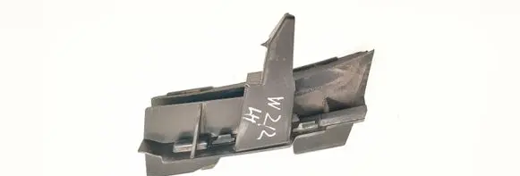 Mercedes-Benz E W212 Front bumper mounting bracket A2128852565