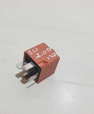 BMW 5 E60 E61 Other relay 1742690 V23134E52X344