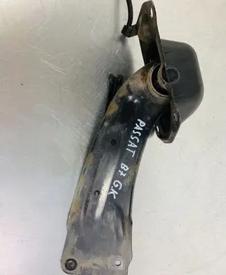 Volkswagen PASSAT B7 Rear upper control arm/wishbone 3C0501475A 3C0501475