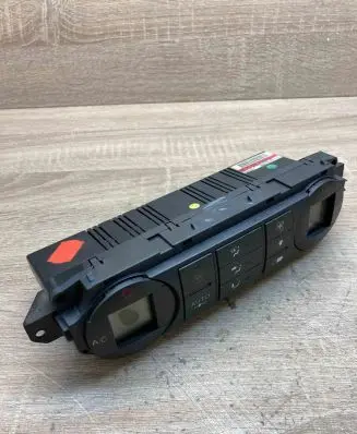 Ford Focus Climate control unit 3M5T18C612AL