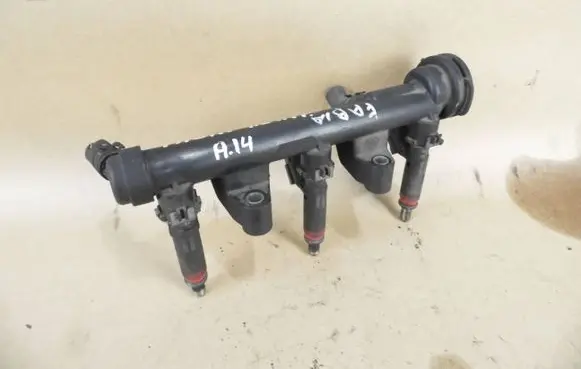 Skoda Fabia Mk1 (6Y) Fuel injector 3147A00969 03D906031C 03D133329A