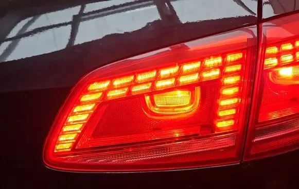 Volkswagen PASSAT B7 Rear/tail lights IMPRK1523568