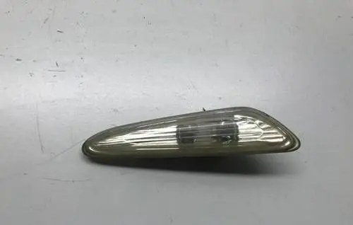 BMW 3 E46 Front fender indicator light 6911372