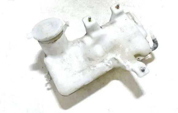 Mazda 626 Windshield washer fluid reservoir/tank