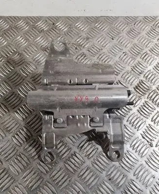 Volvo XC90 Fuel filter housing 31452243