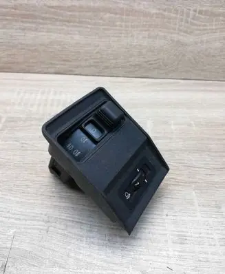BMW 5 E34 Headlight level height control switch 8110498