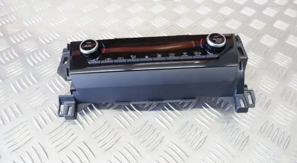 Toyota Yaris Cross Climate control unit 559000DC91