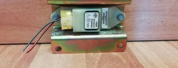 Alfa Romeo 166 Airbag deployment crash/impact sensor 60671767 V0232W