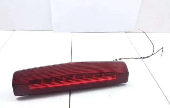 Opel Zafira B Third/center stoplight 13211587 417801