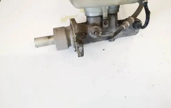Skoda Octavia Mk1 (1U) Master brake cylinder