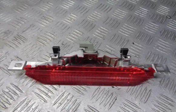 Toyota Corolla E120 E130 Third/center stoplight