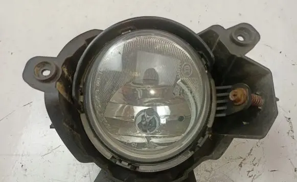 KIA Carens II Front fog light