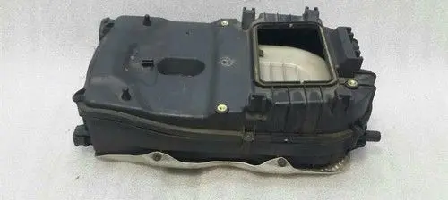 Mercedes-Benz E W212 Air filter box cover A6510901101
