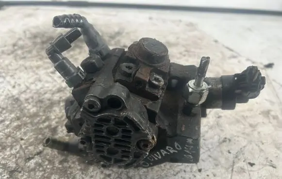 Opel Vivaro Fuel injection high pressure pump 0445010234 3260065 8200912103