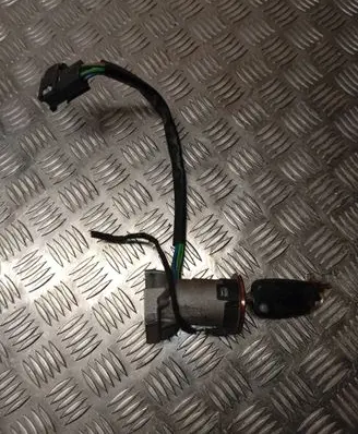 Iveco Daily 3rd gen Ignition lock XX32
