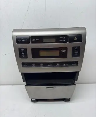 Toyota Corolla E120 E130 Climate control unit 554111A240