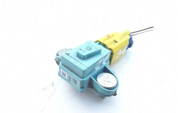 Audi A6 S6 C6 4F Airbag deployment crash/impact sensor 4F0955557