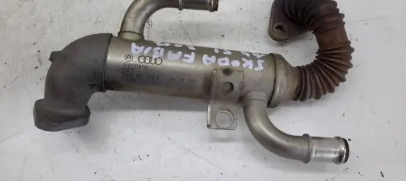 Skoda Fabia Mk2 (5J) EGR valve cooler 045131513P V100